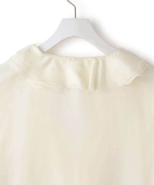 PROVOKE (プロヴォーク)の「【PROVOKE(プロヴォーク)】別注 cupro raffle collar blouse(シャツ/ブラウス・レディース・チャコールグレー/ホワイト系その他・FREE)」の20枚目の写真