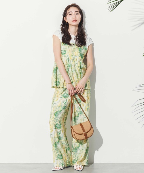 Gready Brilliant(グレディブリリアン)の「ブラシプリントイージーワイドパンツ(その他パンツ・レディース・イエロー×グリーン/黄緑系・FREE)」の15枚目の写真