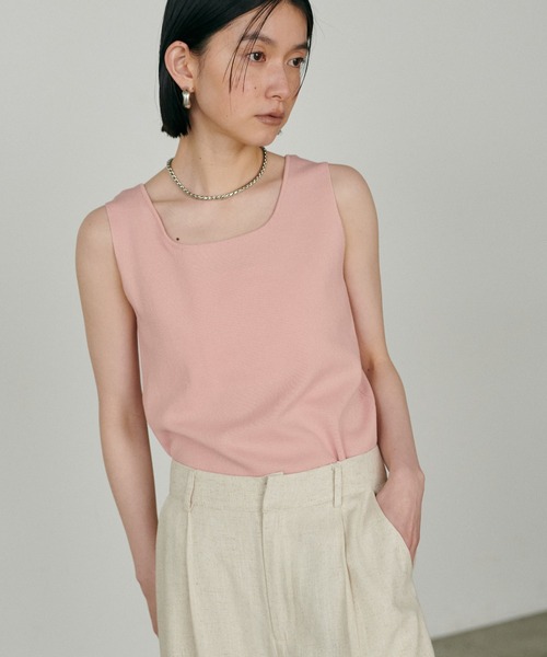 LARUTA(ラルータ)の「【LARUTA】ニットタンクトップ(タンクトップ・レディース・ピンク/キャメル/ブラック/グレー/オフホワイト/ベージュ/チャコールグレー・FREE)」の11枚目の写真