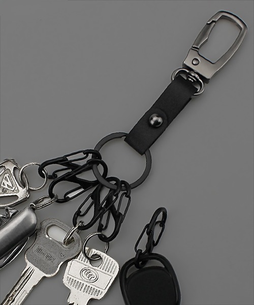 SBG（エスビー）の「SBG レザーカラビナキーリング（キーケース/キーアクセサリー・メンズ・ブラック・FREE）」の7枚目の写真