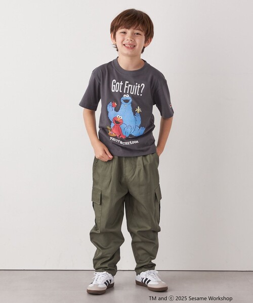 SHIPS any（シップス エニィ）の「FRUIT OF THE LOOM: SESAME STREET プリント Tシャツ<KIDS>（Tシャツ/カットソー・キッズ・ダークグレー/ホワイト/ライトグレー/ライトグリーン・110/150/130）」の9枚目の写真