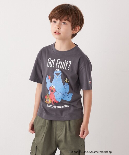 SHIPS any（シップス エニィ）の「FRUIT OF THE LOOM: SESAME STREET プリント Tシャツ<KIDS>（Tシャツ/カットソー・キッズ・ダークグレー/ホワイト/ライトグレー/ライトグリーン・110/150/130）」の11枚目の写真