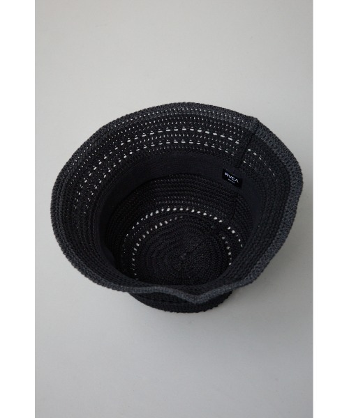 AZUL by moussy（アズールバイマウジー）の「RVCA MINI RVCA CROSHET HAT（ハット・メンズ・ブラック/ベージュ・FREE）」の13枚目の写真