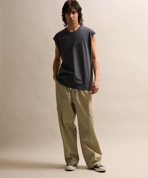 NUMBER (N)INE(ナンバーナイン)の「BASIC HEM PRINTED SLEEVELESS SHIRT / ベーシック ワンポイント ロゴプリント ノースリーブ クルーネックシャツ(タンクトップ・メンズ・グレー/ホワイト/ブラック・M/L/XL)」の11枚目の写真