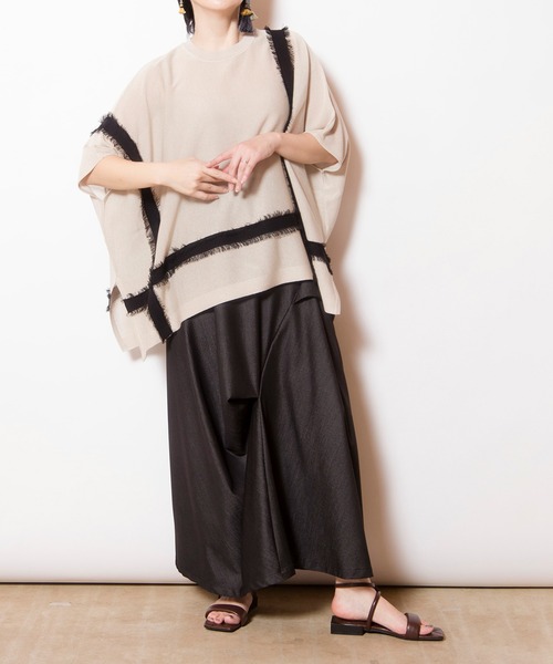 OSMOSIS(オズモーシス)の「タックドレープスカート(スカート・レディース・ライトブルー/ブラック/ブルー・ONE SIZE)」の18枚目の写真