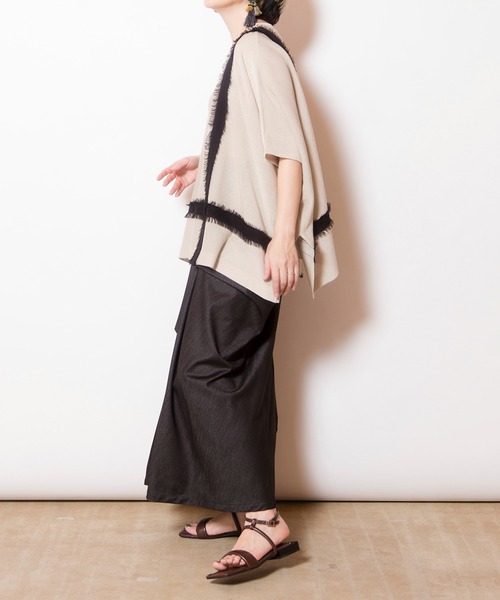 OSMOSIS(オズモーシス)の「タックドレープスカート(スカート・レディース・ライトブルー/ブラック/ブルー・ONE SIZE)」の20枚目の写真