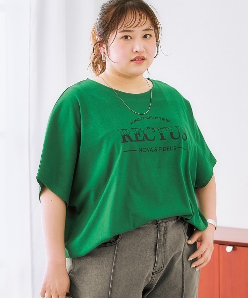 SMILE LAND（スマイルランド）の「＜大きいサイズ＞ ドルマンプリントTシャツ（吸汗速乾）（Tシャツ/カットソー・レディース・ベージュ系/オレンジ系/グリーン系/ブラック系/ネイビー系/ネイビー系2/グレー系/ブラック系2/ホワイト系/ネイビー系3/ブラック系3・L～LL/3L～4L/5L～6L）」の8枚目の写真