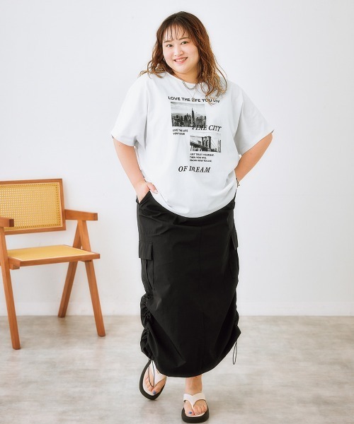 SMILE LAND（スマイルランド）の「＜大きいサイズ＞ ドルマンプリントTシャツ（吸汗速乾）（Tシャツ/カットソー・レディース・ベージュ系/オレンジ系/グリーン系/ブラック系/ネイビー系/ネイビー系2/グレー系/ブラック系2/ホワイト系/ネイビー系3/ブラック系3・L～LL/3L～4L/5L～6L）」の14枚目の写真