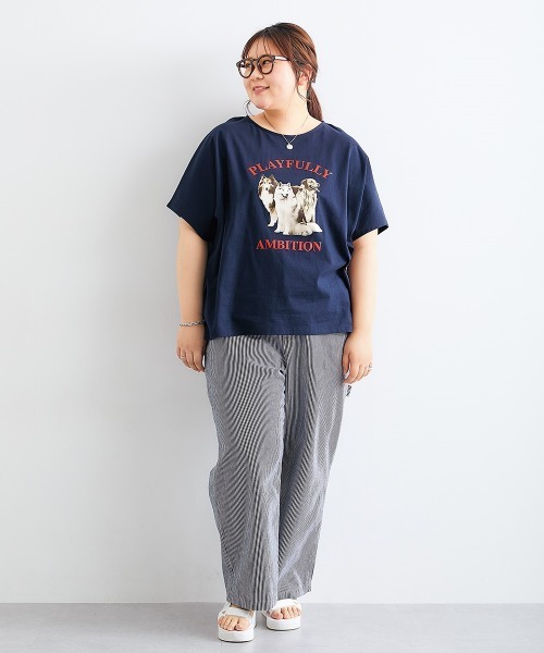 SMILE LAND（スマイルランド）の「＜大きいサイズ＞ ドルマンプリントTシャツ（吸汗速乾）（Tシャツ/カットソー・レディース・ベージュ系/オレンジ系/グリーン系/ブラック系/ネイビー系/ネイビー系2/グレー系/ブラック系2/ホワイト系/ネイビー系3/ブラック系3・L～LL/3L～4L/5L～6L）」の17枚目の写真