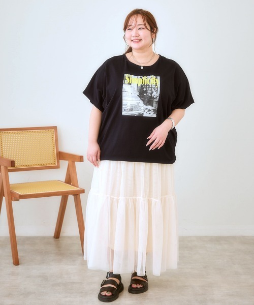 SMILE LAND（スマイルランド）の「＜大きいサイズ＞ ドルマンプリントTシャツ（吸汗速乾）（Tシャツ/カットソー・レディース・ベージュ系/オレンジ系/グリーン系/ブラック系/ネイビー系/ネイビー系2/グレー系/ブラック系2/ホワイト系/ネイビー系3/ブラック系3・L～LL/3L～4L/5L～6L）」の19枚目の写真