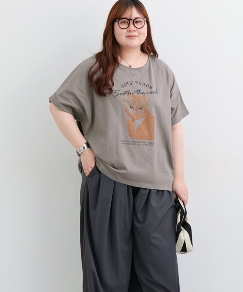 SMILE LAND（スマイルランド）の「＜大きいサイズ＞ ドルマンプリントTシャツ（吸汗速乾）（Tシャツ/カットソー・レディース・ベージュ系/オレンジ系/グリーン系/ブラック系/ネイビー系/ネイビー系2/グレー系/ブラック系2/ホワイト系/ネイビー系3/ブラック系3・L～LL/3L～4L/5L～6L）」の20枚目の写真