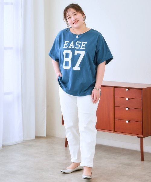 SMILE LAND（スマイルランド）の「＜大きいサイズ＞ ドルマンプリントTシャツ（吸汗速乾）（Tシャツ/カットソー・レディース・ベージュ系/オレンジ系/グリーン系/ブラック系/ネイビー系/ネイビー系2/グレー系/ブラック系2/ホワイト系/ネイビー系3/ブラック系3・L～LL/3L～4L/5L～6L）」の22枚目の写真