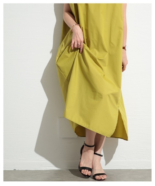Sawa a la mode(サワアラモード)の「ゆったりノースリーブカットソーワンピース(ワンピース・レディース・レッド/イエロー/ブラック・FREE)」の10枚目の写真