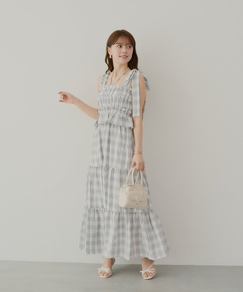 Chico（チコ）の「フラップミニボストンバッグ（ボストンバッグ・レディース・アイボリー/ブラック/ピンク/シルバー・FREE）」の10枚目の写真