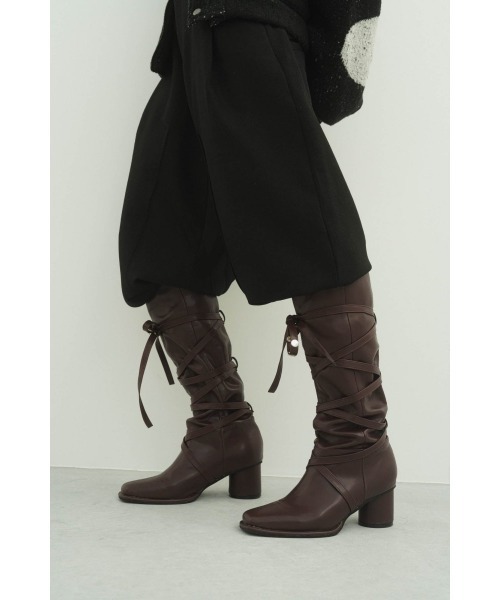 Knuth Marf(クヌースマーフ)の「loose long ribbon boots(ブーツ・レディース・バーガンディー/レッド/ブラック・24/23/25)」の9枚目の写真