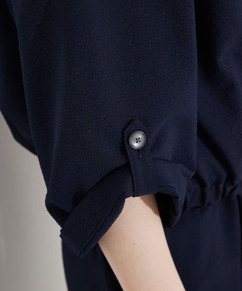 qualite（カリテ）の「【セットアップ対応】シアサッカーブルゾン/夏服/サマージャケット/オフィスカジュアル/ドルマンジャケット（ブルゾン・レディース・ベージュ/ネイビー・38/36）」の14枚目の写真