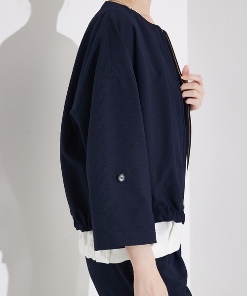 qualite（カリテ）の「【セットアップ対応】シアサッカーブルゾン/夏服/サマージャケット/オフィスカジュアル/ドルマンジャケット（ブルゾン・レディース・ベージュ/ネイビー・38/36）」の16枚目の写真