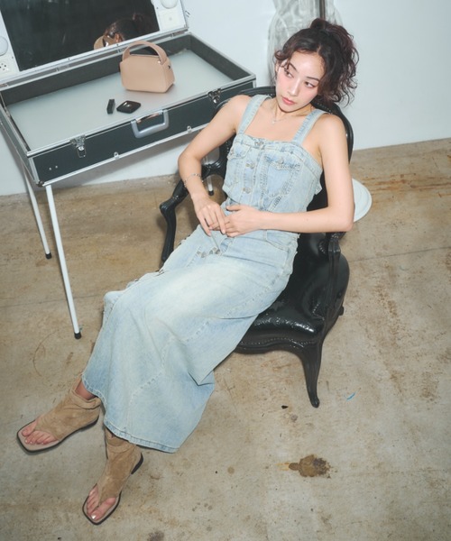 BLONDEY（ブロンディ）の「ブリーチデニムタイトワンピース（ワンピース・レディース・ブルー・MEDIUM/SMALL）」の3枚目の写真