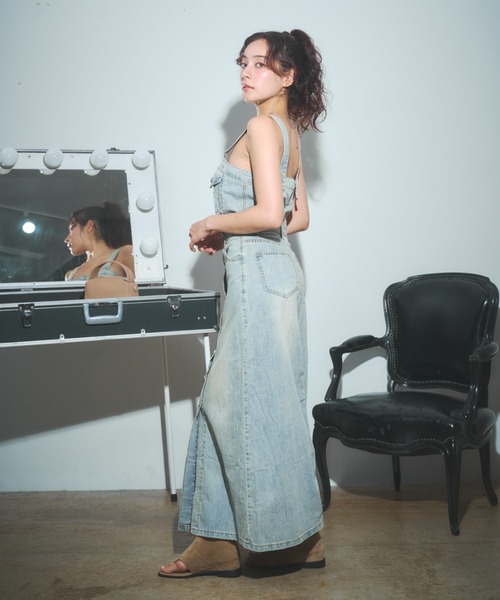 BLONDEY（ブロンディ）の「ブリーチデニムタイトワンピース（ワンピース・レディース・ブルー・MEDIUM/SMALL）」の9枚目の写真