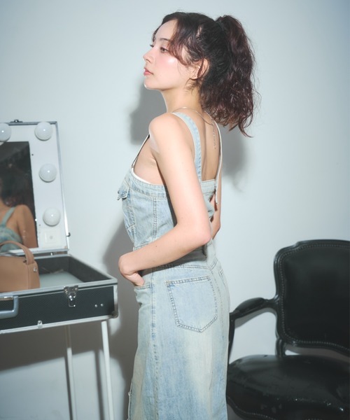 BLONDEY（ブロンディ）の「ブリーチデニムタイトワンピース（ワンピース・レディース・ブルー・MEDIUM/SMALL）」の14枚目の写真