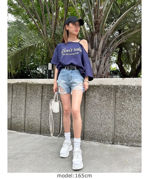 EGOIST（エゴイスト）の「ロゴワンショルカットソートップ（Tシャツ/カットソー・レディース・ブラック/ネイビー/ホワイト・FREE）」の8枚目の写真