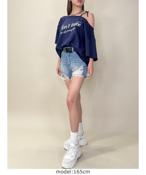 EGOIST（エゴイスト）の「ロゴワンショルカットソートップ（Tシャツ/カットソー・レディース・ブラック/ネイビー/ホワイト・FREE）」の13枚目の写真