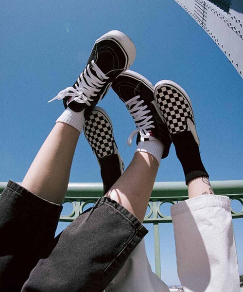 【VANS】バンズ CLASSIC SLIP-ON クラシックスリッポン VN0A5JMH クラシック スリッポン（スリッポン）｜VANS（バンズ）の