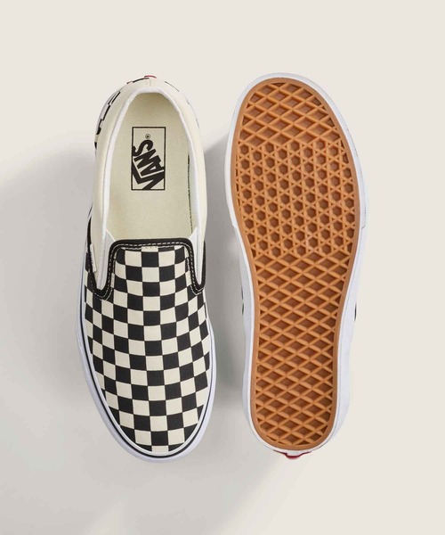 VANS（バンズ）の「クラシック スリッポン（スリッポン・メンズ・ネイビー/ブラック×ホワイト/ホワイト/ブラック/ブラック×ブラック・4.5/5/6/6.5/7/8/8.5/9/9.5/10/4/5.5/7.5/10.5/11/11.5/12）」の18枚目の写真