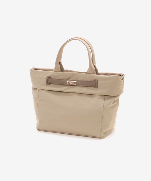 le.coeur blanc（ルクールブラン）の「ナイロンベルトデザイン2wayトート（トートバッグ・レディース・グレイッシュベージュ/ブラック・FREE）」の15枚目の写真