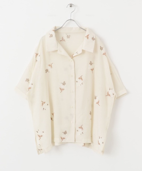 KBF(ケイビーエフ)の「『WEB限定』エンブロイダリーワイドシャツ(シャツ/ブラウス・レディース・アイボリー/ネイビー・ONE)」の7枚目の写真