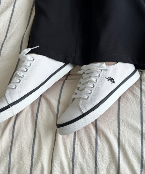 U.S. POLO ASSN.(ユーエスポロアッスン)の「U.S. POLO ASSN 加硫 ローカット キャンバススニーカー(スニーカー・レディース・ブラック/ホワイト・22.5cm/23cm/23.5cm/24cm/24.5cm/25cm)」の11枚目の写真