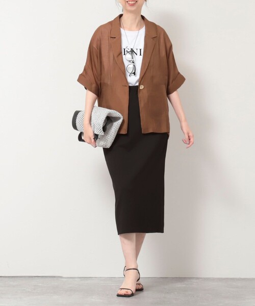 MICO COULIER（ミコクリエ）の「光沢エアリーテーラードジャケット（テーラードジャケット・レディース・ブラック/グレイッシュベージュ/ブラウン・38）」の9枚目の写真
