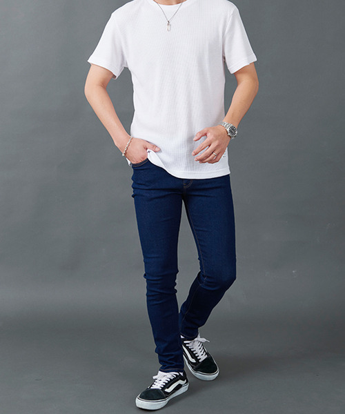 CavariA（キャバリア）の「テーパードスキニーデニムパンツ（デニムパンツ・メンズ・ブラック/ワンウォッシュ・マルチサイズ）」の13枚目の写真