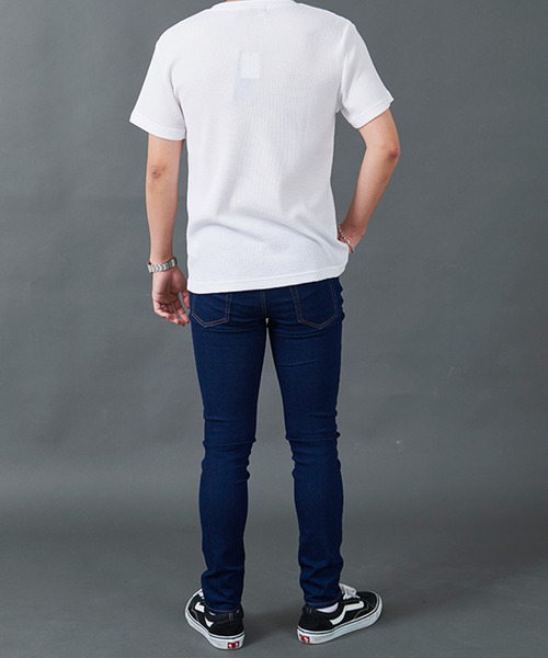 CavariA（キャバリア）の「テーパードスキニーデニムパンツ（デニムパンツ・メンズ・ブラック/ワンウォッシュ・マルチサイズ）」の14枚目の写真