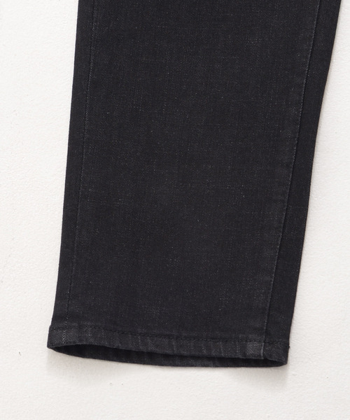CavariA（キャバリア）の「テーパードスキニーデニムパンツ（デニムパンツ・メンズ・ブラック/ワンウォッシュ・マルチサイズ）」の18枚目の写真