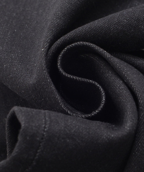 CavariA（キャバリア）の「テーパードスキニーデニムパンツ（デニムパンツ・メンズ・ブラック/ワンウォッシュ・マルチサイズ）」の20枚目の写真