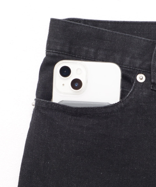 CavariA（キャバリア）の「テーパードスキニーデニムパンツ（デニムパンツ・メンズ・ブラック/ワンウォッシュ・マルチサイズ）」の21枚目の写真