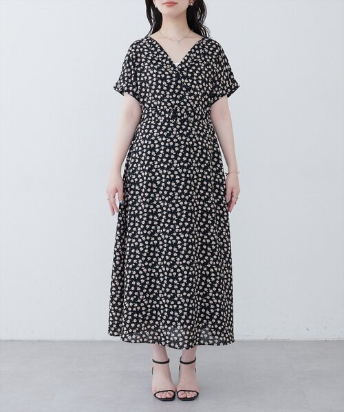 natural couture(ナチュラルクチュール)の「【WEB限定】トライアングルカラーワンピース(ワンピース・レディース・ベージュ/ネイビー/ブラック/サックスブルー/ボルドー・FREE)」の14枚目の写真