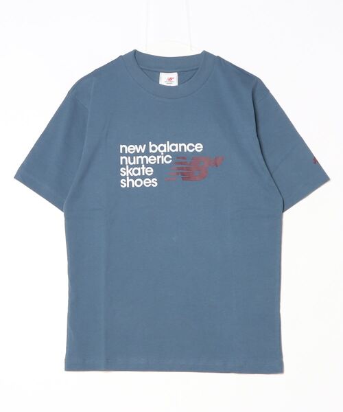 NEW BALANCE(ニューバランス)の「Numeric スタックド グラフィック T-Shirt(Tシャツ/カットソー・メンズ・インディゴブルー/ホワイト/ブラック・XX-LARGE/X-LARGE/LARGE/MEDIUM/SMALL)」の3枚目の写真
