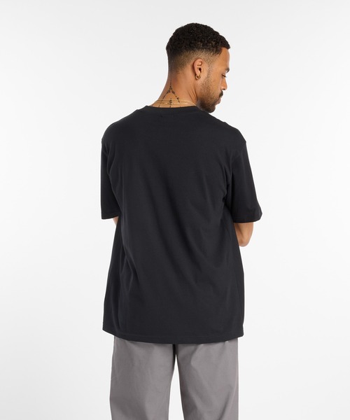 NEW BALANCE(ニューバランス)の「Numeric スタックド グラフィック T-Shirt(Tシャツ/カットソー・メンズ・インディゴブルー/ホワイト/ブラック・XX-LARGE/X-LARGE/LARGE/MEDIUM/SMALL)」の15枚目の写真