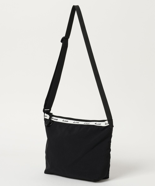 ALAND（エーランド）の「【UNISEX】ALAND／テープミニショルダーバッグ（ショルダーバッグ・レディース・オフホワイト/ブラック/グレー・ONE SIZE）」の2枚目の写真