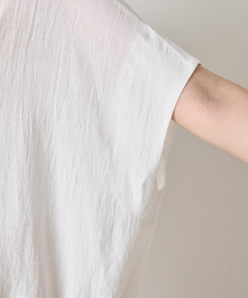 Jena espace merveilleux（ジェナ　エスパスメルヴェイユ）の「【スッキリ半袖Ⅴシャツ】裾ドロストダブルVシャツ（シャツ/ブラウス・レディース・グリーン/オフホワイト/ブラック・FREE）」の6枚目の写真