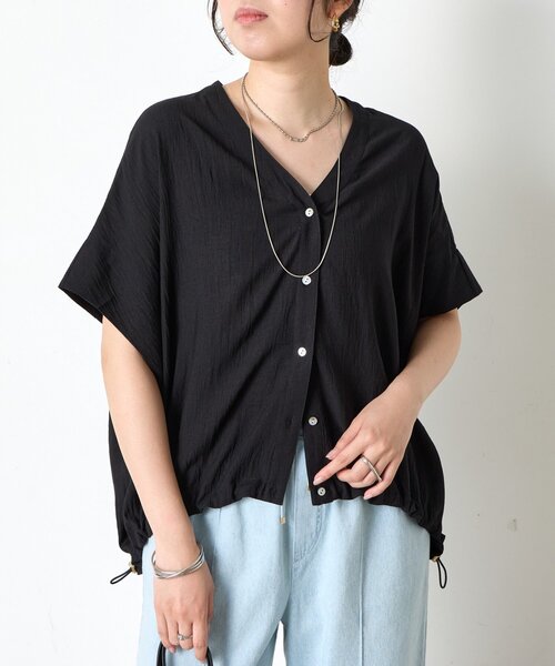 Jena espace merveilleux（ジェナ　エスパスメルヴェイユ）の「【スッキリ半袖Ⅴシャツ】裾ドロストダブルVシャツ（シャツ/ブラウス・レディース・グリーン/オフホワイト/ブラック・FREE）」の20枚目の写真