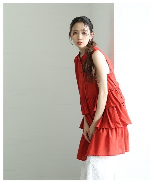 Sawa a la mode（サワアラモード）の「ノースリーブティアードシャツチュニック（チュニック・レディース・ブラック/オフホワイト/テラコッタ・FREE）」の12枚目の写真