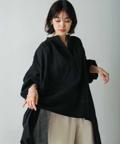 Bou Jeloud(ブージュルード)の「コットン楊柳イレギュラーTチュニック(シャツ/ブラウス・レディース・ブラック/オフホワイト・38)」の2枚目の写真