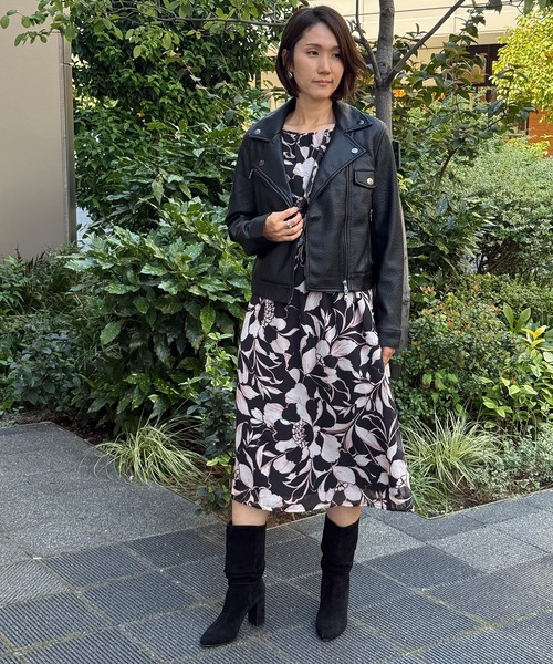 BANANA REPUBLIC FACTORY STORE(バナナリパブリック ファクトリーストア)の「BANANA REPUBLIC FACTORY STORE サイドタイ付き ミディドレス(ワンピース・レディース・ピンク/レッド系その他・S/L/M/XS)」の7枚目の写真