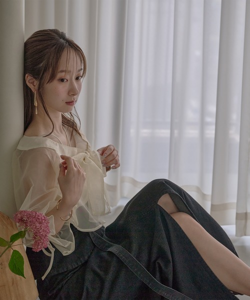 mideal(マイディール)の「2way ribbon cropped sheer blouse / 2wayリボンクロップドシアーブラウス(シャツ/ブラウス・レディース・アイボリー/ピンク・FREE)」の7枚目の写真