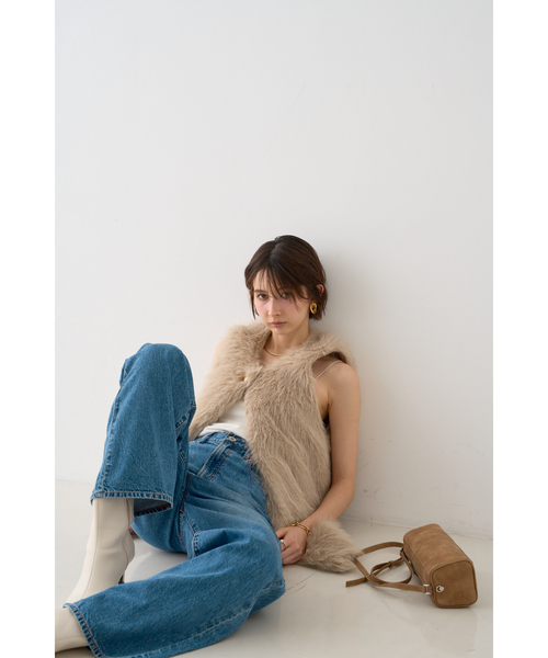 EMMA　ROUGE VIF（エマルージュヴィフ）の「【一部店舗限定】エコファーベスト（ベスト・レディース・ライトベージュ/モカ・フリー）」の18枚目の写真