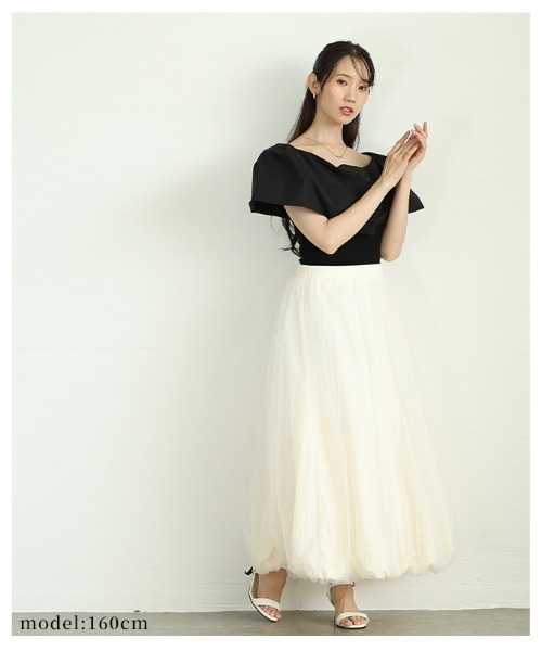 Sawa a la mode(サワアラモード)の「オフショルダー風異素材ケープトップス(シャツ/ブラウス・レディース・ブラック×ホワイト/ブラック・FREE)」の13枚目の写真