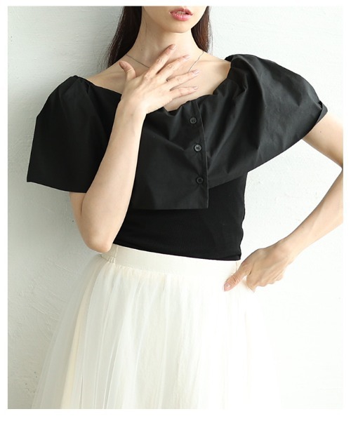 Sawa a la mode(サワアラモード)の「オフショルダー風異素材ケープトップス(シャツ/ブラウス・レディース・ブラック×ホワイト/ブラック・FREE)」の21枚目の写真